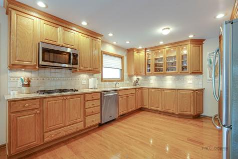 246 North Greenleaf Street Gurnee IL 60031