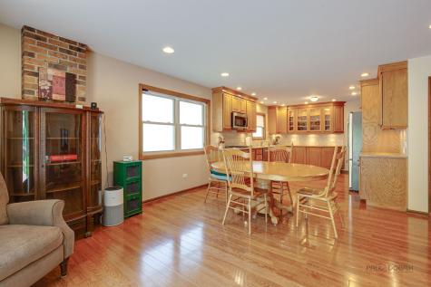 246 North Greenleaf Street Gurnee IL 60031