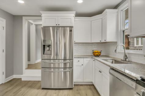 127 North Victory Street Waukegan IL 60085
