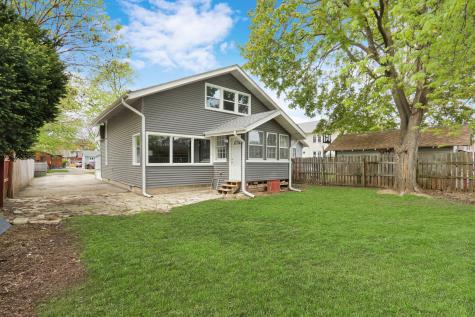127 North Victory Street Waukegan IL 60085