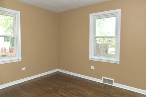1325 Glenn Drive North Chicago IL 60064