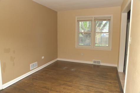 1325 Glenn Drive North Chicago IL 60064
