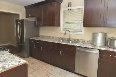 1325 Glenn Drive North Chicago IL 60064