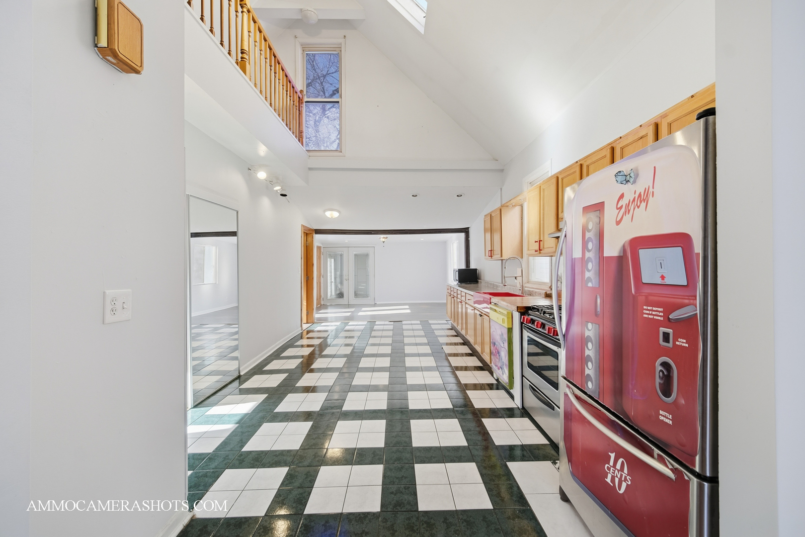 9018 South Brandon Avenue Chicago IL 60617