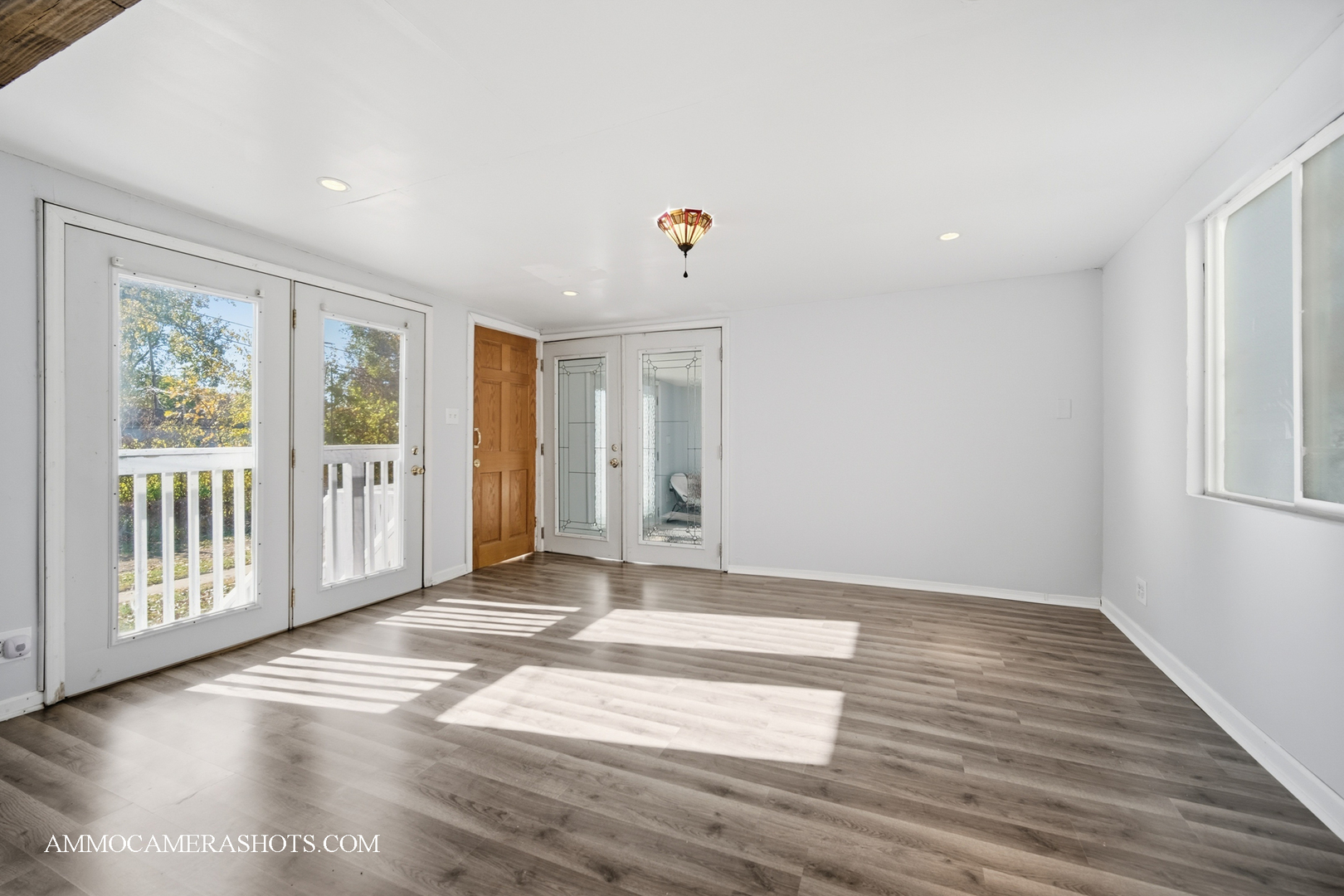 9018 South Brandon Avenue Chicago IL 60617