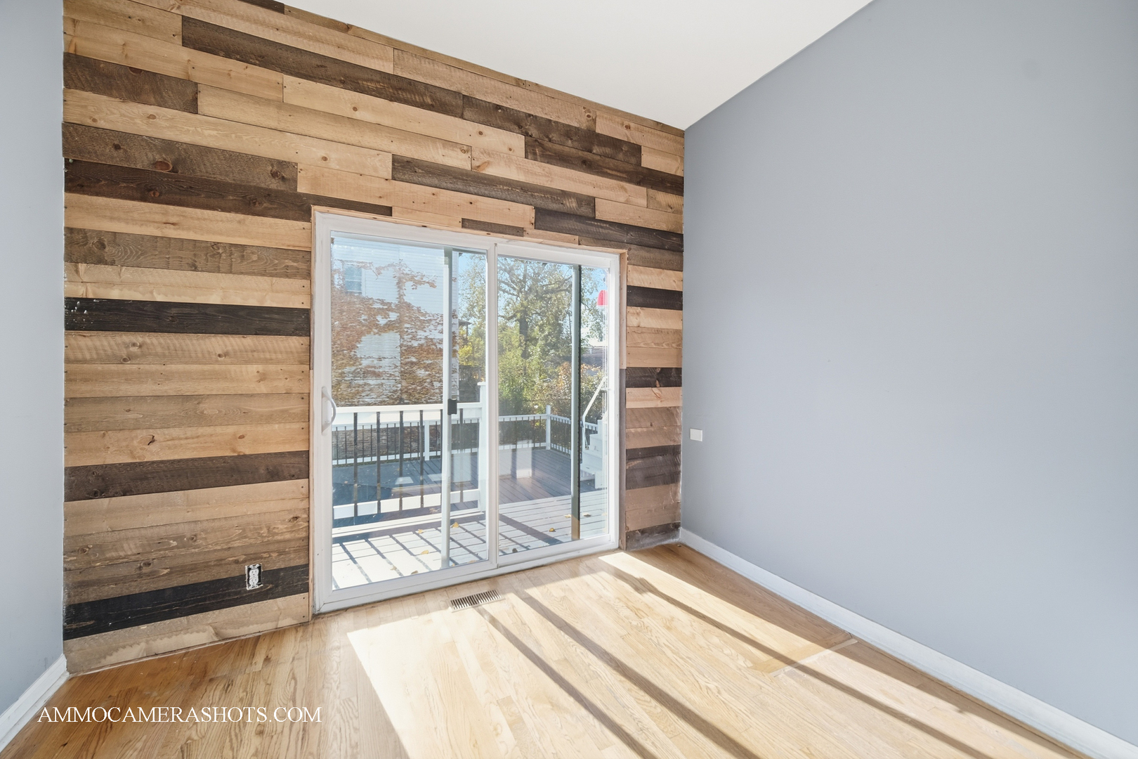 9018 South Brandon Avenue Chicago IL 60617