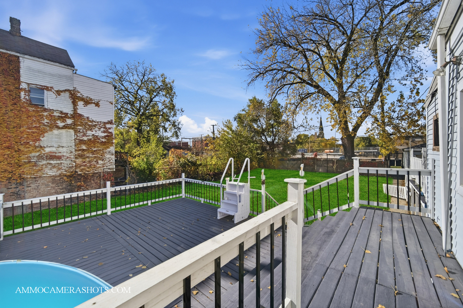 9018 South Brandon Avenue Chicago IL 60617