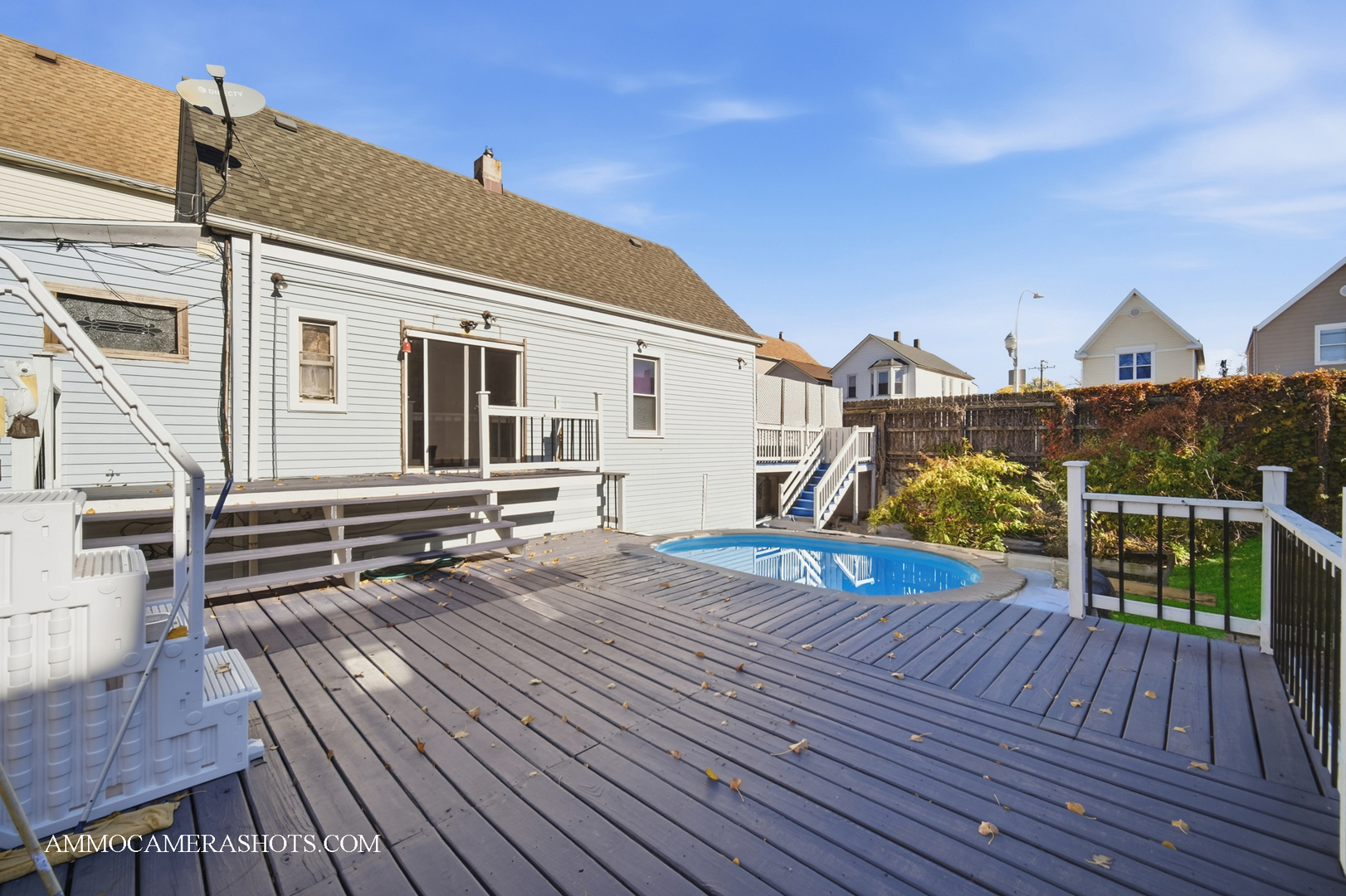 9018 South Brandon Avenue Chicago IL 60617