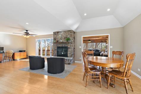 8N999 Corron Road Elgin IL 60124