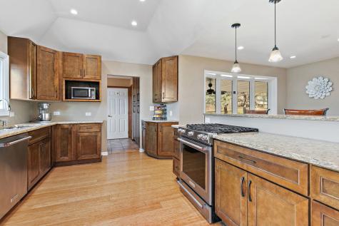 8N999 Corron Road Elgin IL 60124