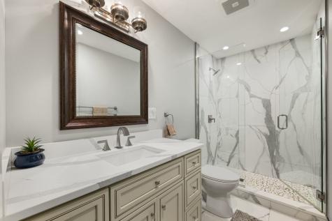 876 Stradford Circle Buffalo Grove IL 60089