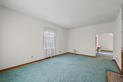 6292 North 100 East Road Allerton IL 61810