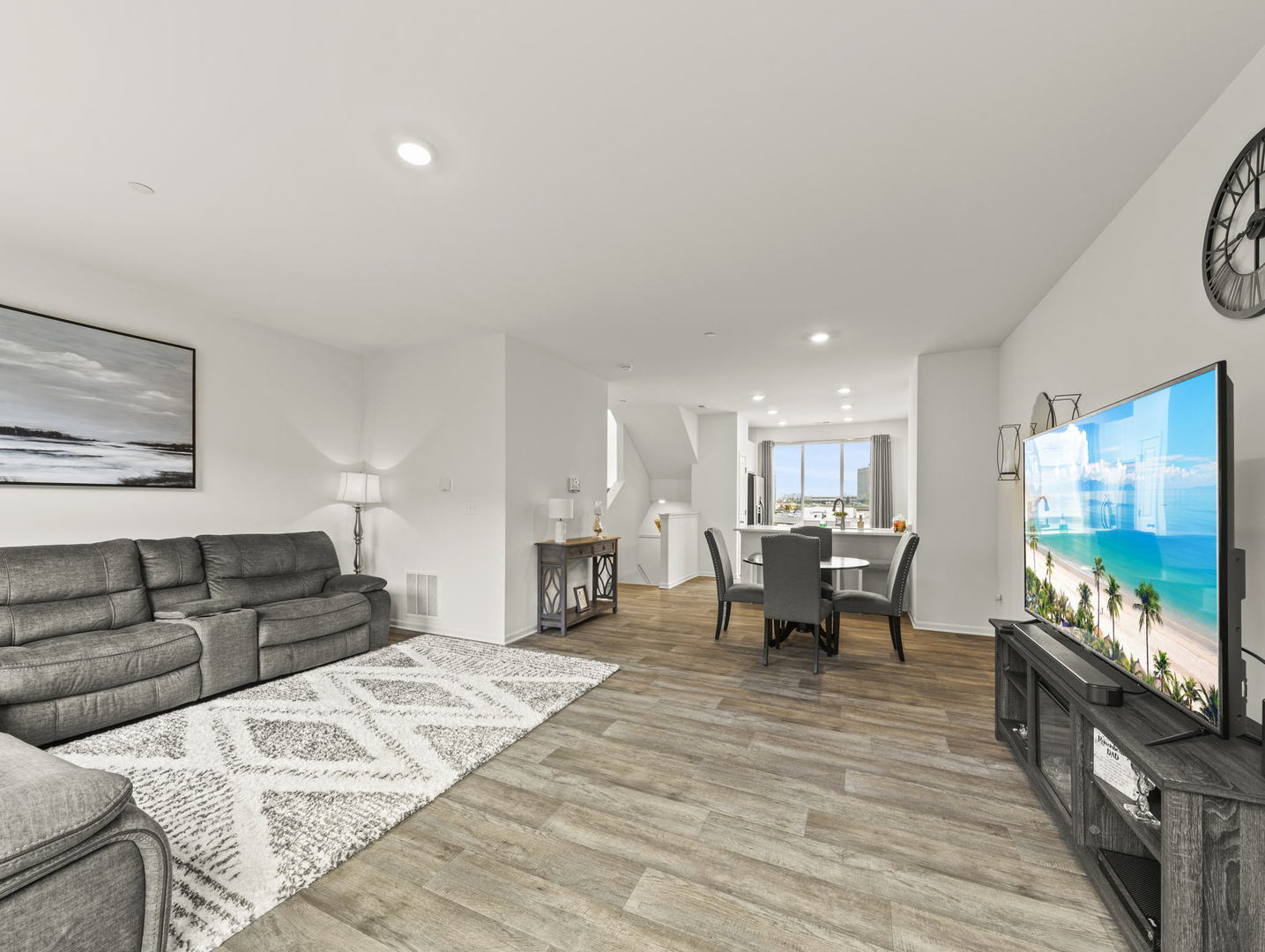 1294 Catalina Court Schaumburg IL 60173