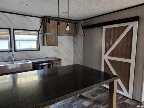 1207 South West 6th Street Fairfield IL 62837