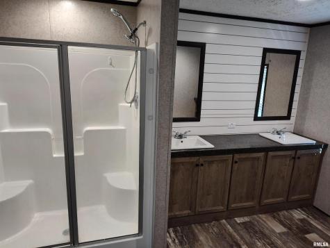 1207 South West 6th Street Fairfield IL 62837