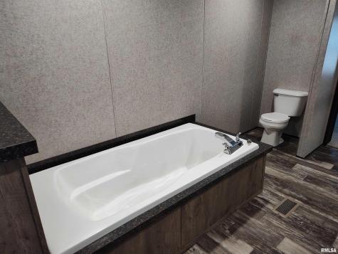 1207 South West 6th Street Fairfield IL 62837