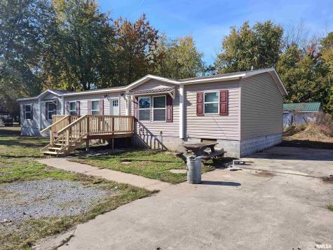 1207 South West 6th Street Fairfield IL 62837