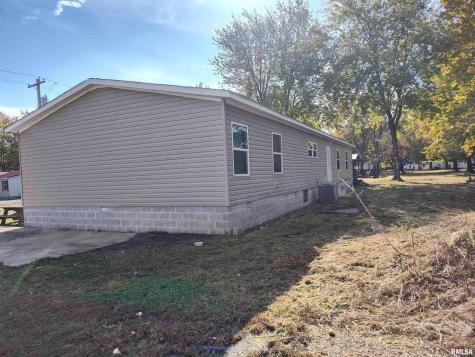 1207 South West 6th Street Fairfield IL 62837