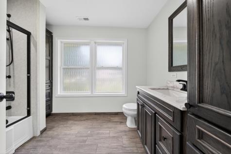 172 East Lakeview Avenue Round Lake Beach IL 60073