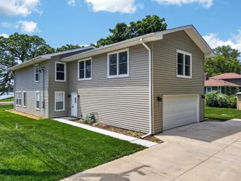 172 East Lakeview Avenue Round Lake Beach IL 60073