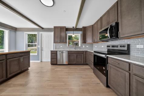 172 East Lakeview Avenue Round Lake Beach IL 60073