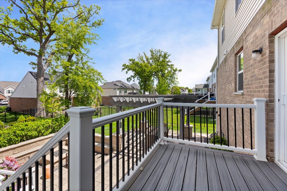 1516 Hartford Lane Woodridge IL 60517