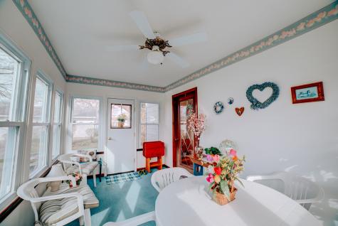 617 East Grant Street Watseka IL 60970