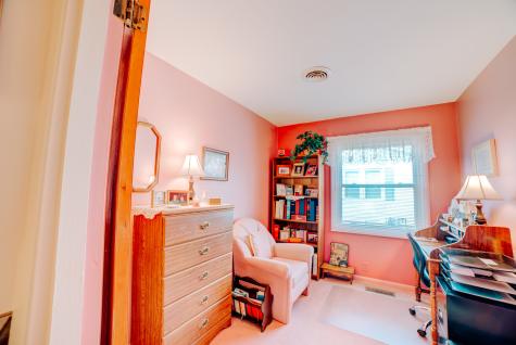 617 East Grant Street Watseka IL 60970