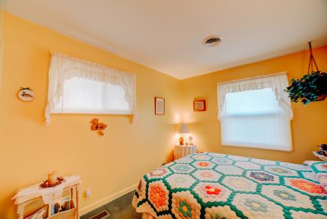 617 East Grant Street Watseka IL 60970