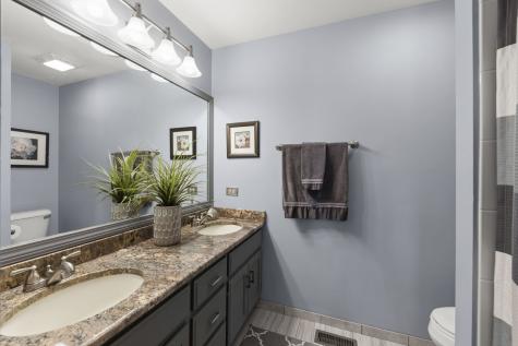 6344 Greene Road Woodridge IL 60517