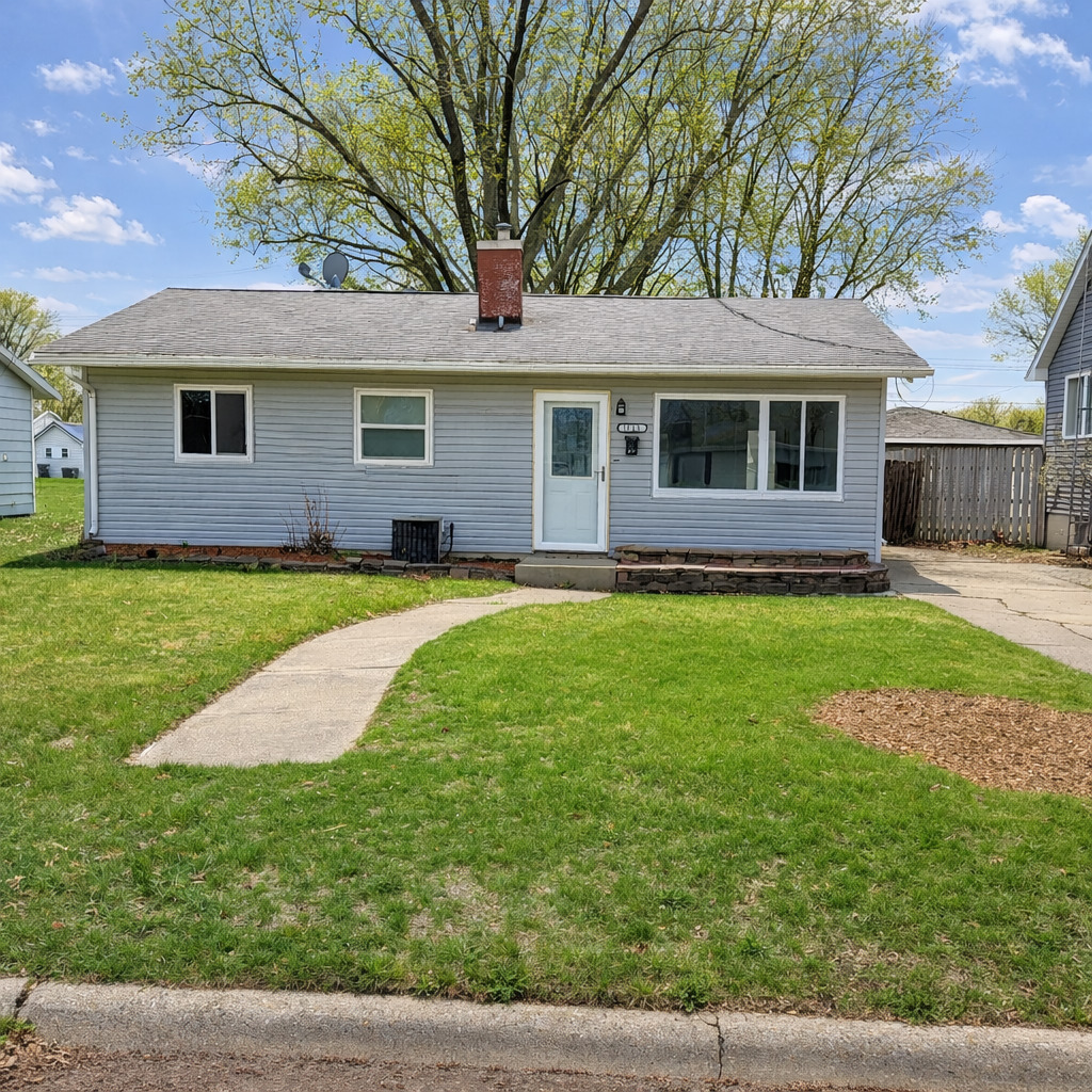 1813 18TH Avenue Sterling IL 61081
