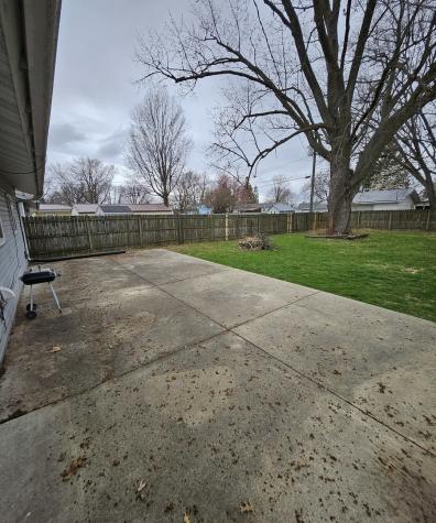 1813 18TH Avenue Sterling IL 61081