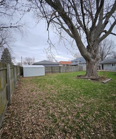 1813 18TH Avenue Sterling IL 61081