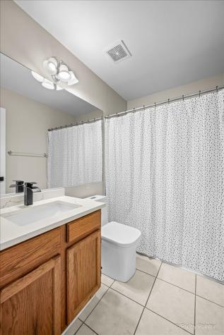 2107 Teton Parkway Algonquin IL 60102
