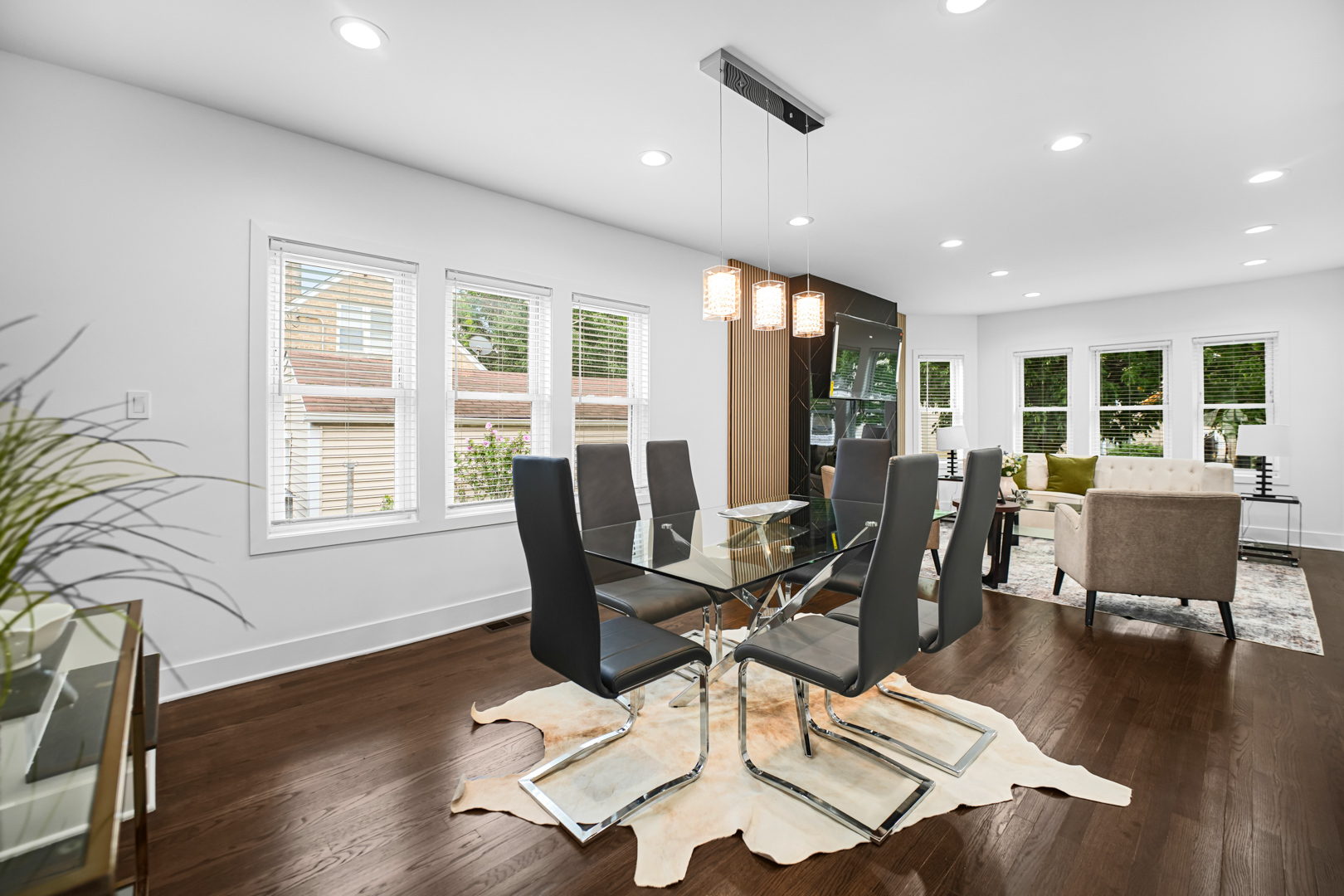 3343 North Narragansett Avenue Chicago IL 60634