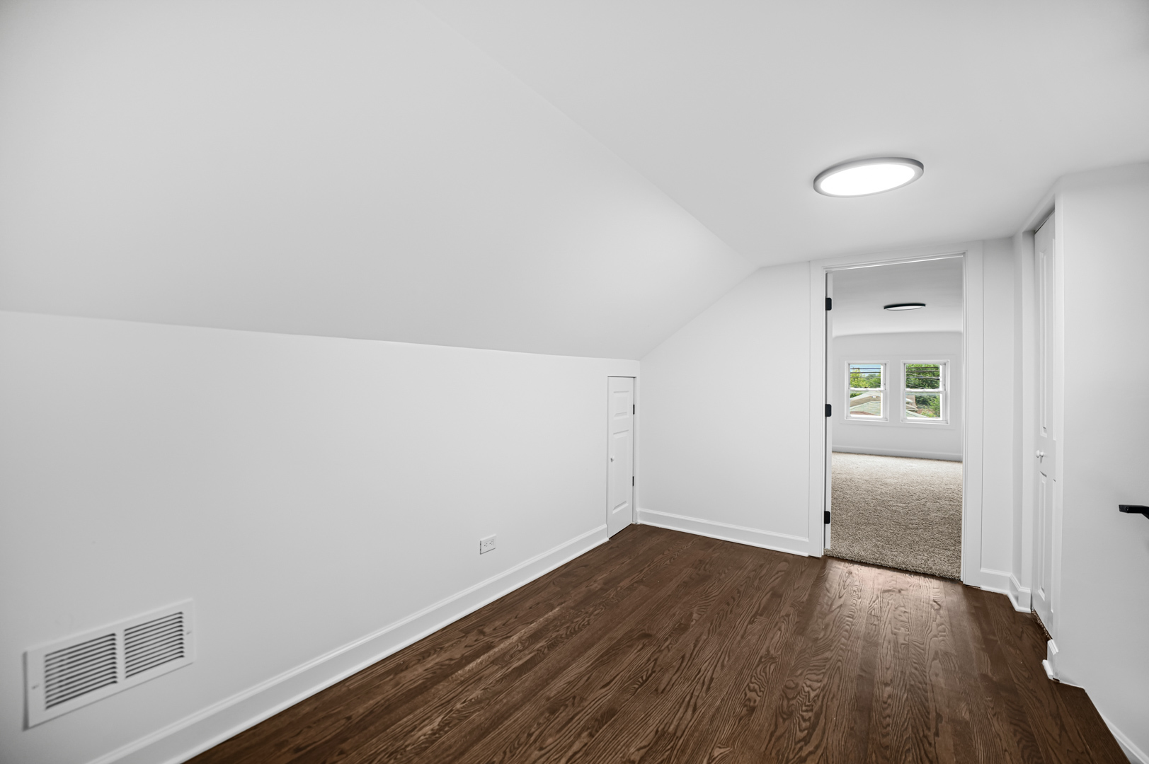 3343 North Narragansett Avenue Chicago IL 60634