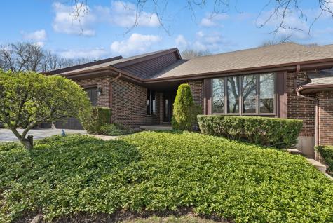 808 Kristin Court Gurnee IL 60031