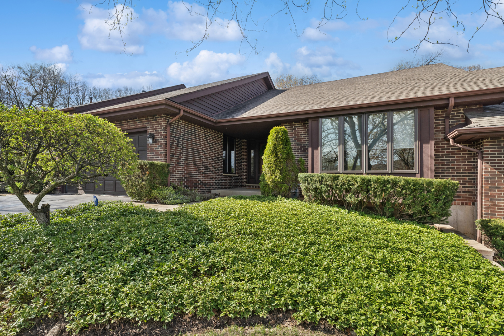 808 Kristin Court Gurnee IL 60031