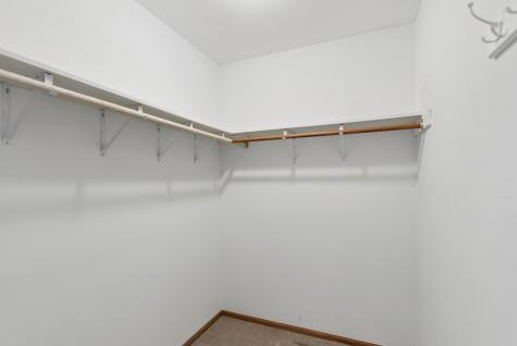 808 Kristin Court Gurnee IL 60031