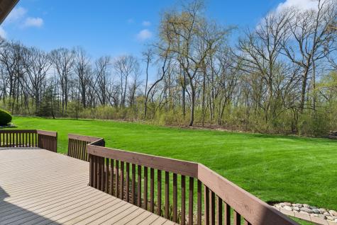 808 Kristin Court Gurnee IL 60031