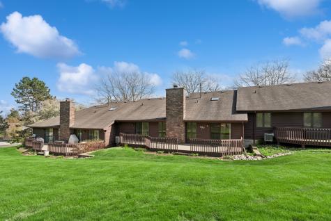 808 Kristin Court Gurnee IL 60031