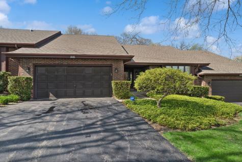 808 Kristin Court Gurnee IL 60031