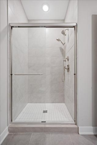 186 Lilah Court Des Plaines IL 60016