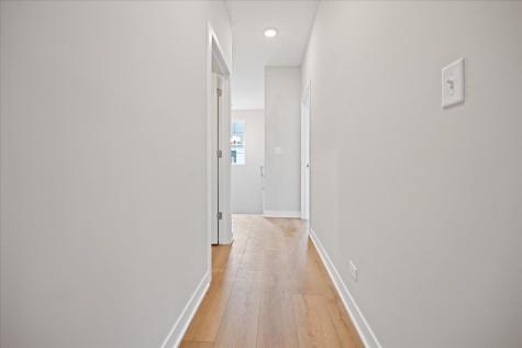 186 Lilah Court Des Plaines IL 60016
