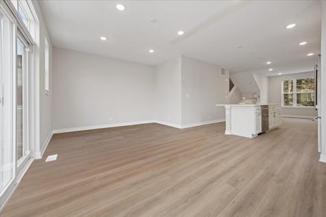186 Lilah Court Des Plaines IL 60016