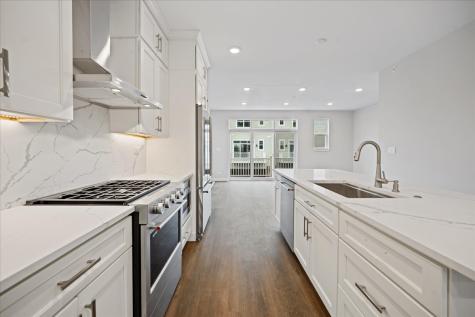 186 Lilah Court Des Plaines IL 60016