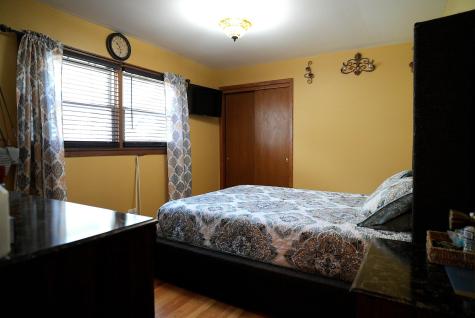 1428 1/2 North Ashbel Avenue Berkeley IL 60163