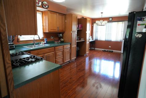 1428 1/2 North Ashbel Avenue Berkeley IL 60163