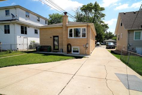 1428 1/2 North Ashbel Avenue Berkeley IL 60163