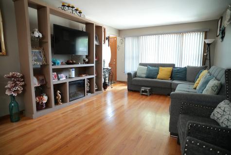 1428 1/2 North Ashbel Avenue Berkeley IL 60163